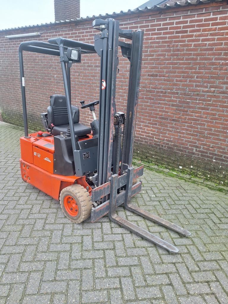 Linde heftruck, Zakelijke goederen, Machines en Bouw | Heftrucks en Intern transport, 1000 tot 2000 kg, Ophalen, Heftruck
