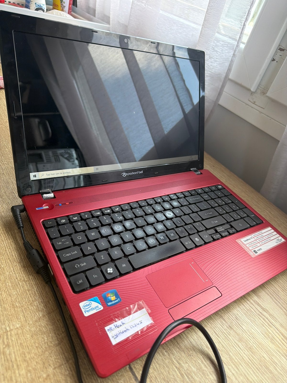 Packard Bell EasyNote TK Laptop - Rood, Gebruikt, HDD, Verzenden, Minder dan 2 Ghz
