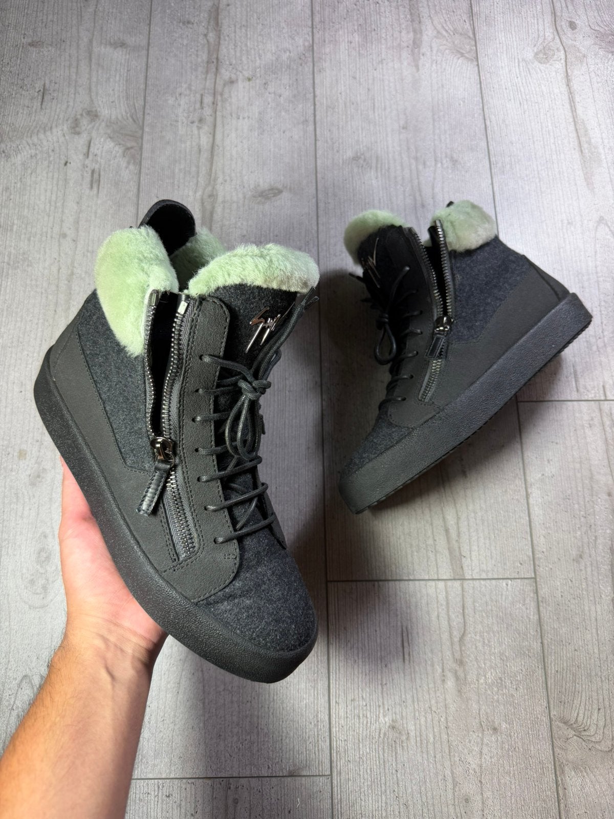 Giueseppe Zanotti, Zwart, Ophalen of Verzenden, Sneakers of Gympen, Zo goed als nieuw