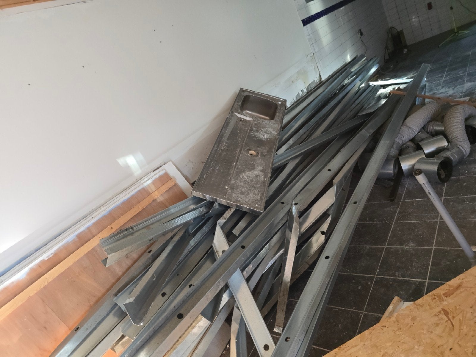 Metalen profielen voor bouw of recycling, Doe-het-zelf en Verbouw, Ophalen, Gebruikt, IJzer