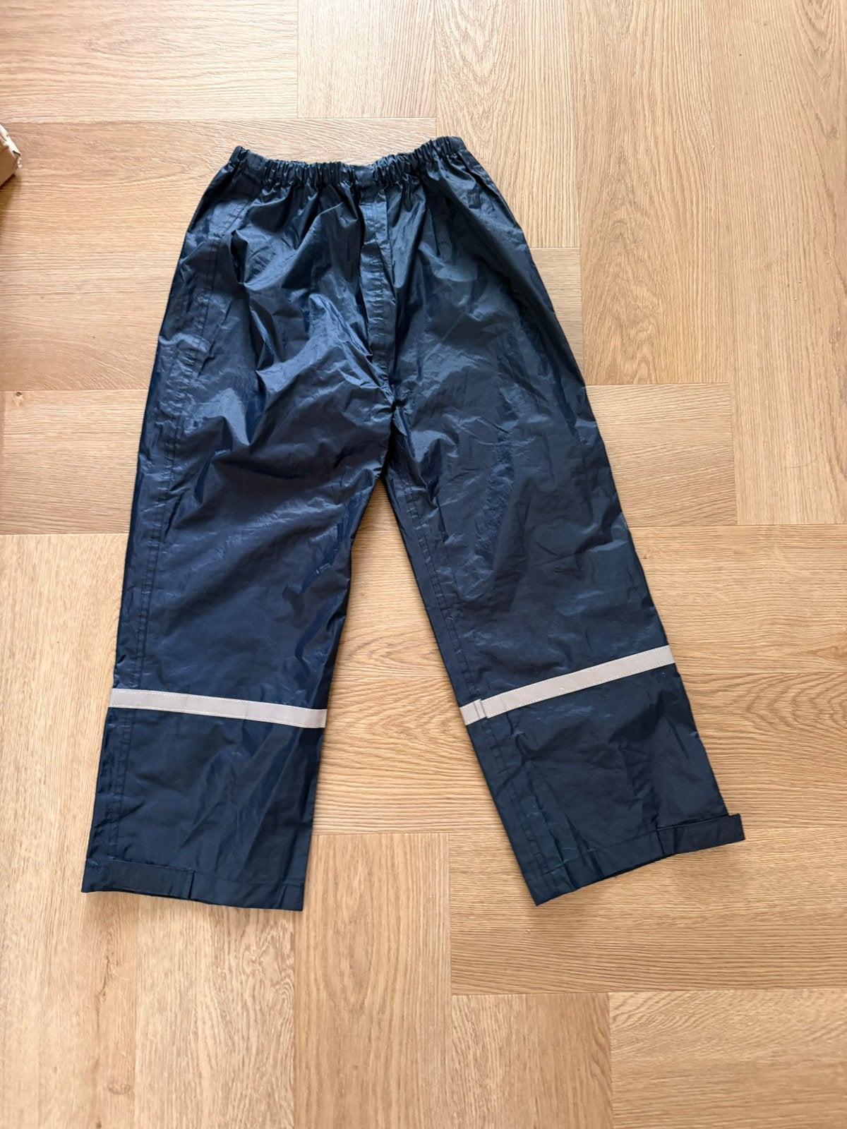 Hema regenbroek maat  122/128 en 134/140, Ophalen of Verzenden, Gebruikt, Regenbroek, Kinderen