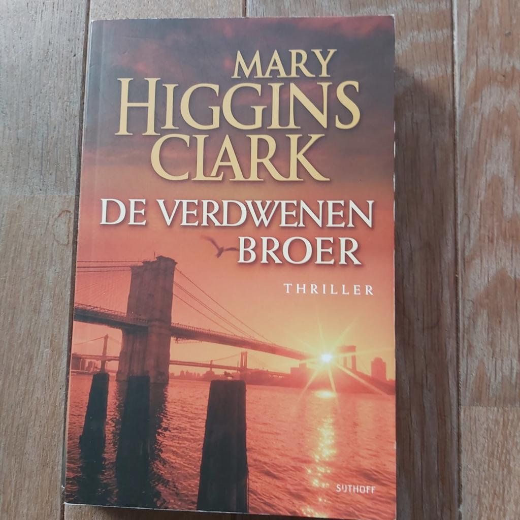 Mary Higgins Clark - De verdwenen broer, Ophalen of Verzenden, Zo goed als nieuw, Mary Higgins Clark