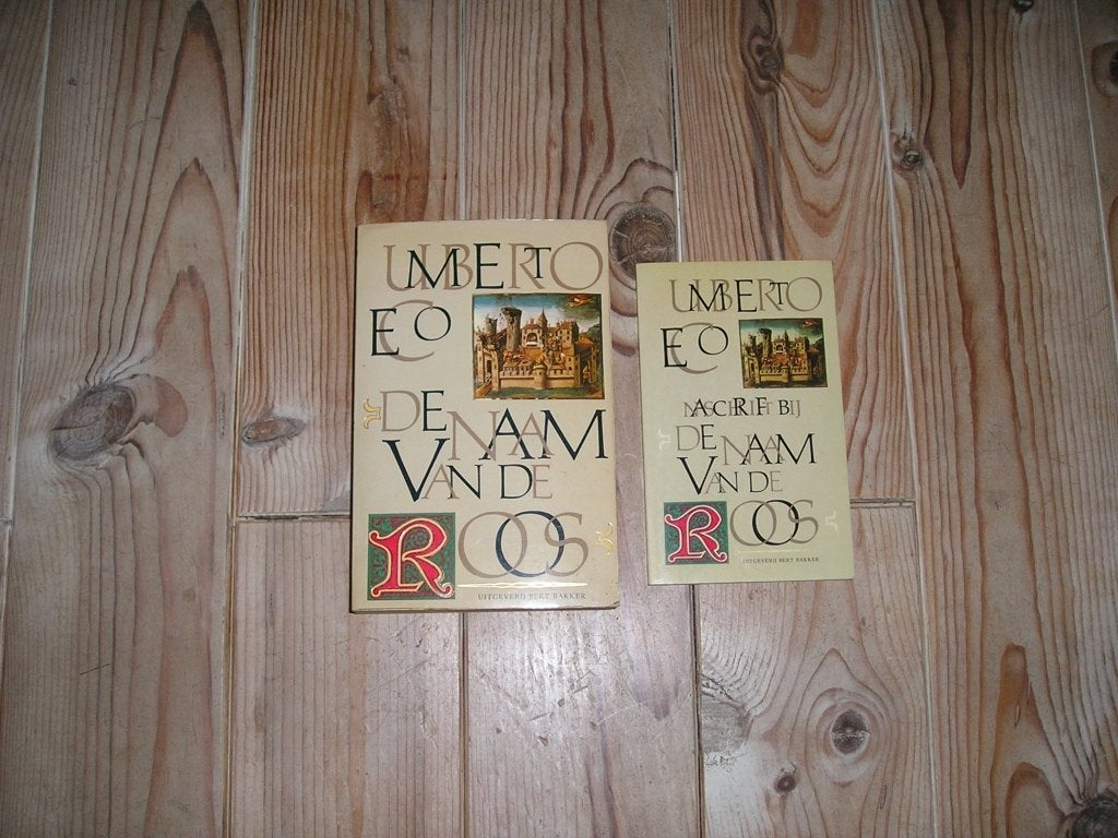 Umberto Eco - De naam van de roos + naschrift, Ophalen of Verzenden, Gelezen, Umberto Eco