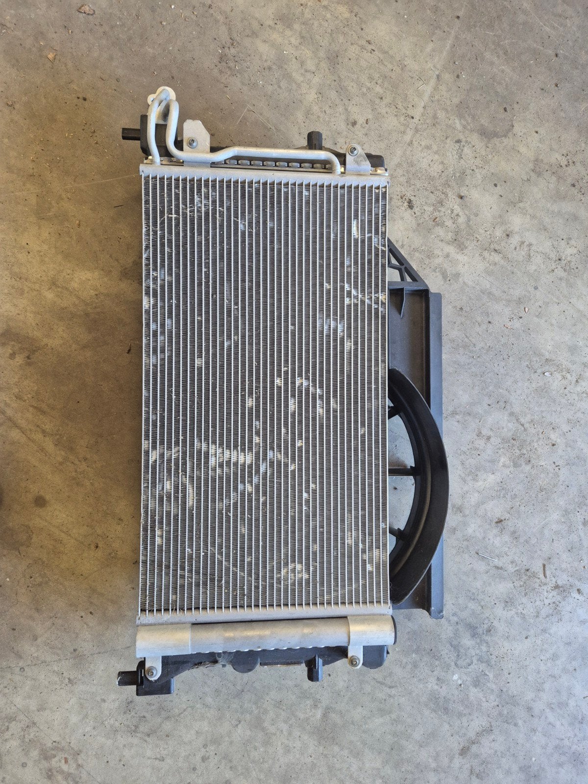 airco condensor volkswagen polo 5 / 6R vanaf 2009, Auto-onderdelen, Ophalen of Verzenden, Gebruikt, Volkswagen