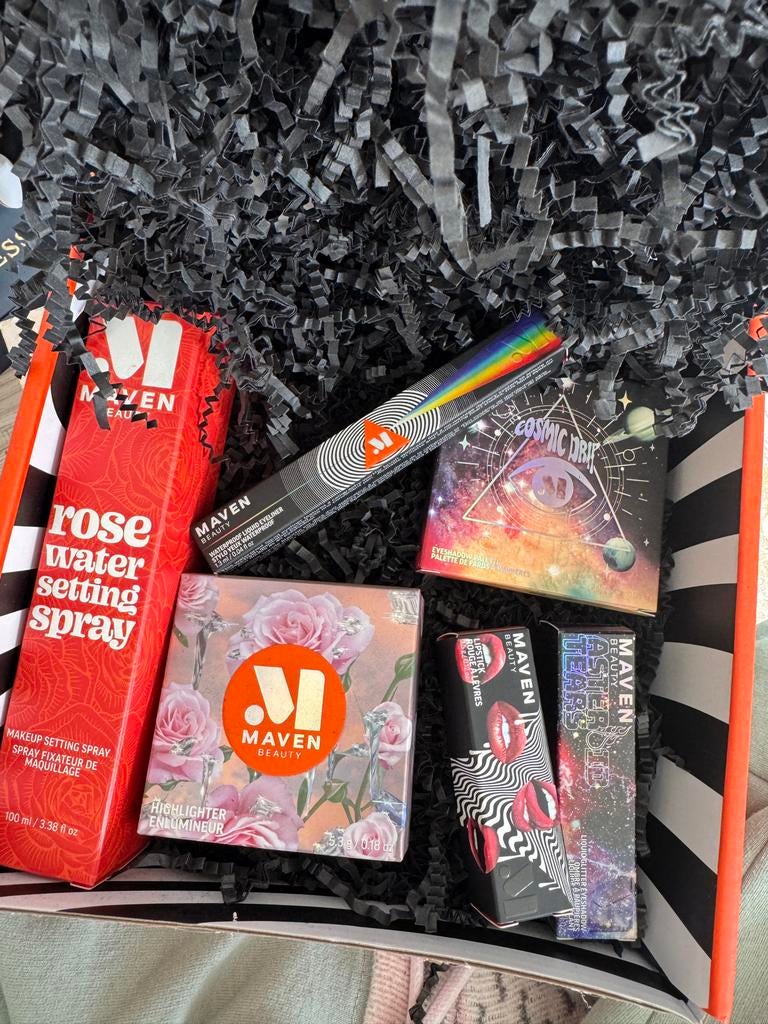 Maven Beauty make-up set, Overige kleuren, Gehele gezicht, Nieuw, Ophalen of Verzenden