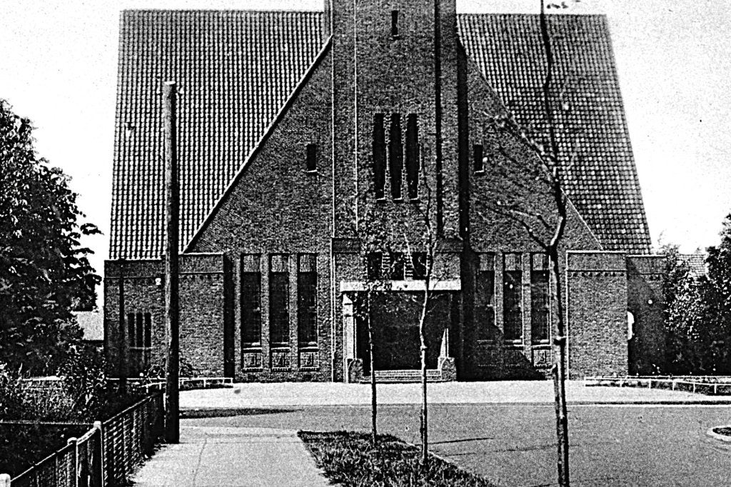 804601 Hilversum Diependaalsche kerk Gelopen met Postzegel, Ophalen of Verzenden, 1920 tot 1940, Gelopen, Noord-Holland