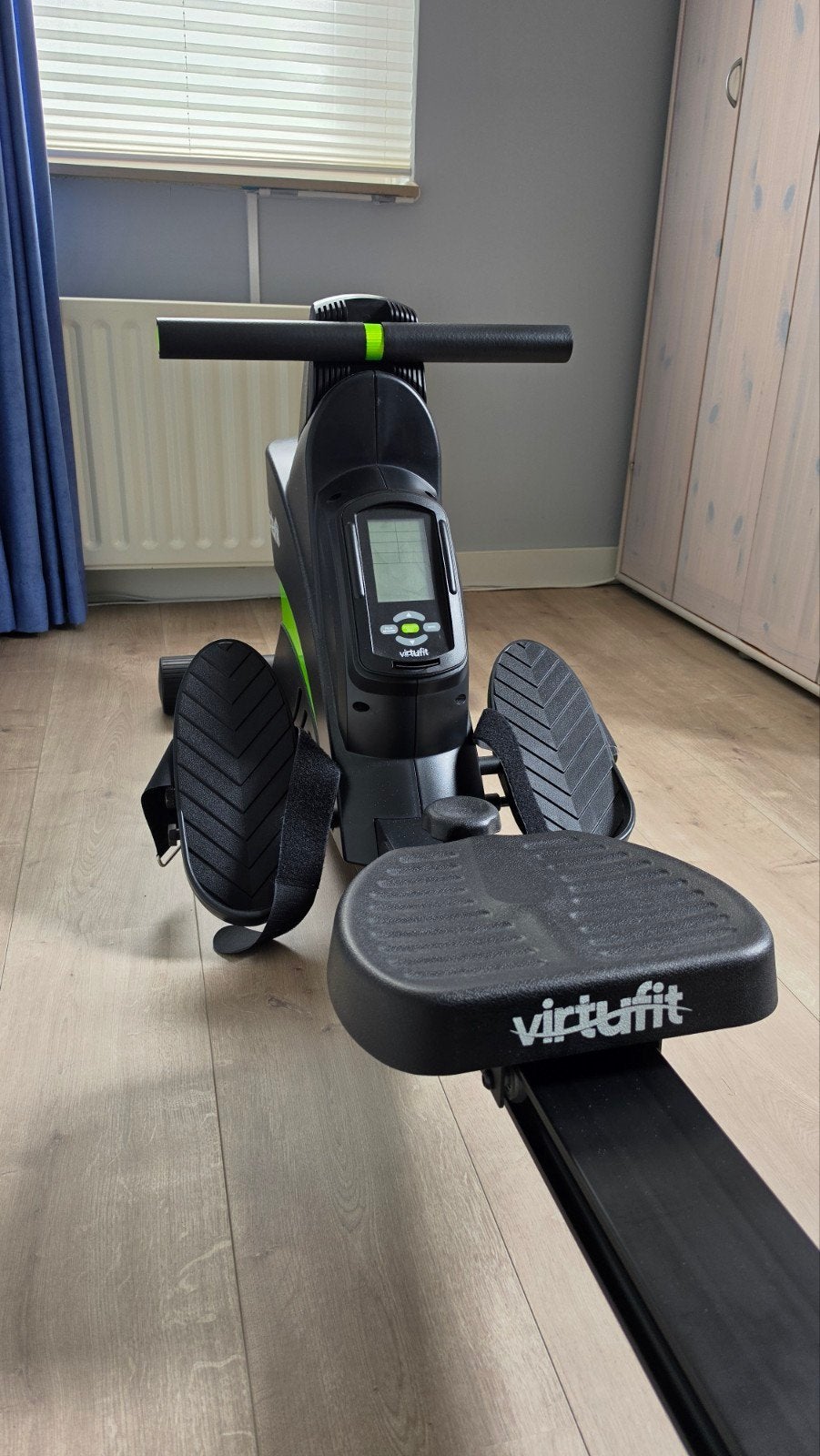 VirtuFit Ergometer Roeitrainer semi-pro, Sport en Fitness, Ophalen, Zo goed als nieuw, Roeitrainer, Benen