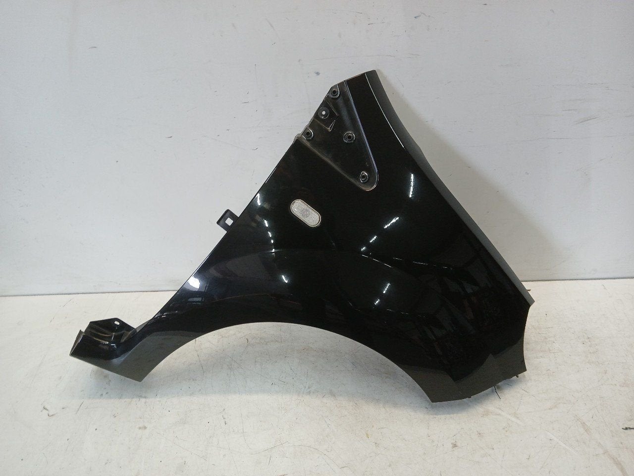 Spatbord rechts voor Renault Twingo, Auto-onderdelen, Carrosserie en Plaatwerk, Onderdelen@venauto.nl, Van der Ven Autorecycling B.V.