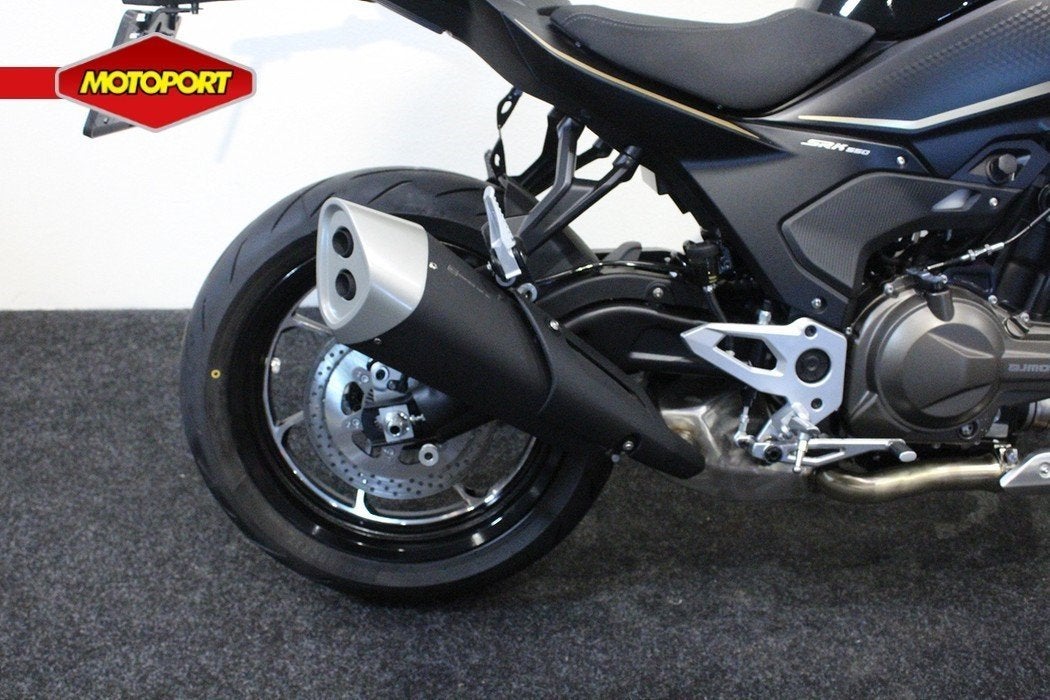 QJMOTOR SRK 550, Bedrijf, QJMOTOR, Naked bike