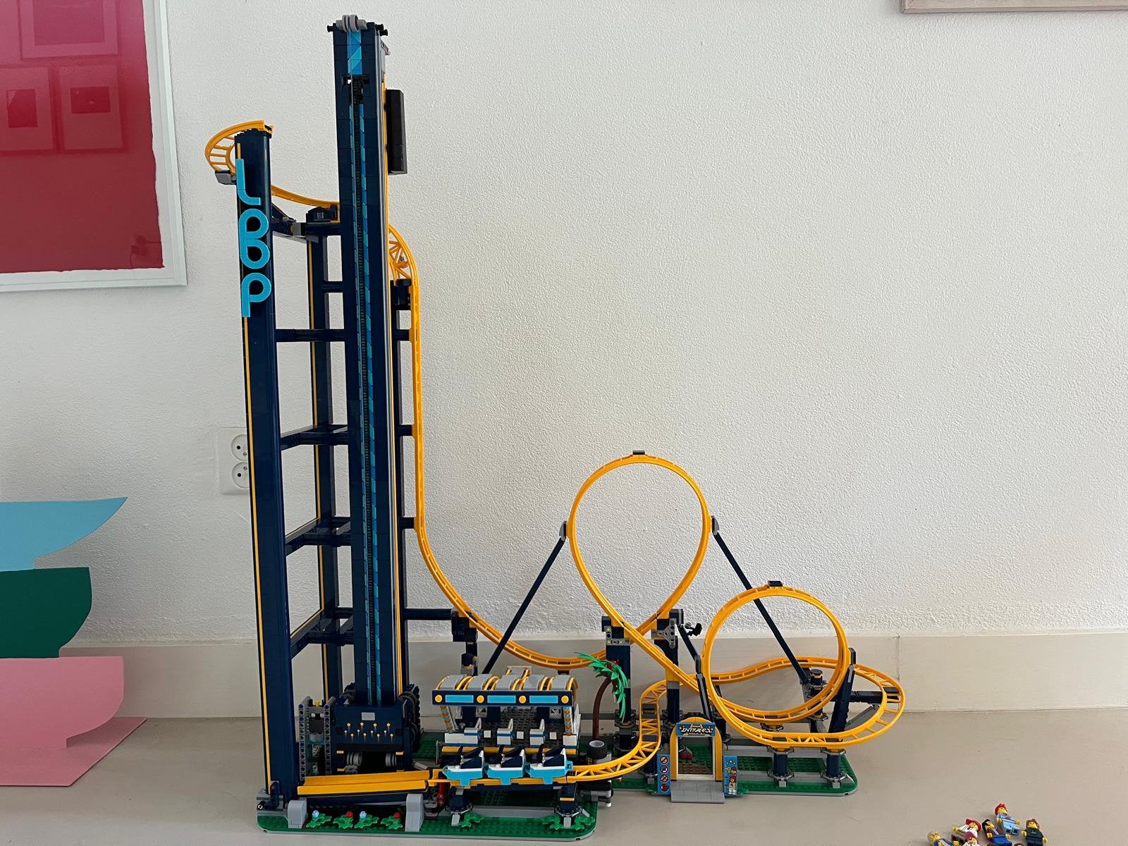 Te koop: lego coaster 10303, Ophalen, Lego, Zo goed als nieuw, Compleet