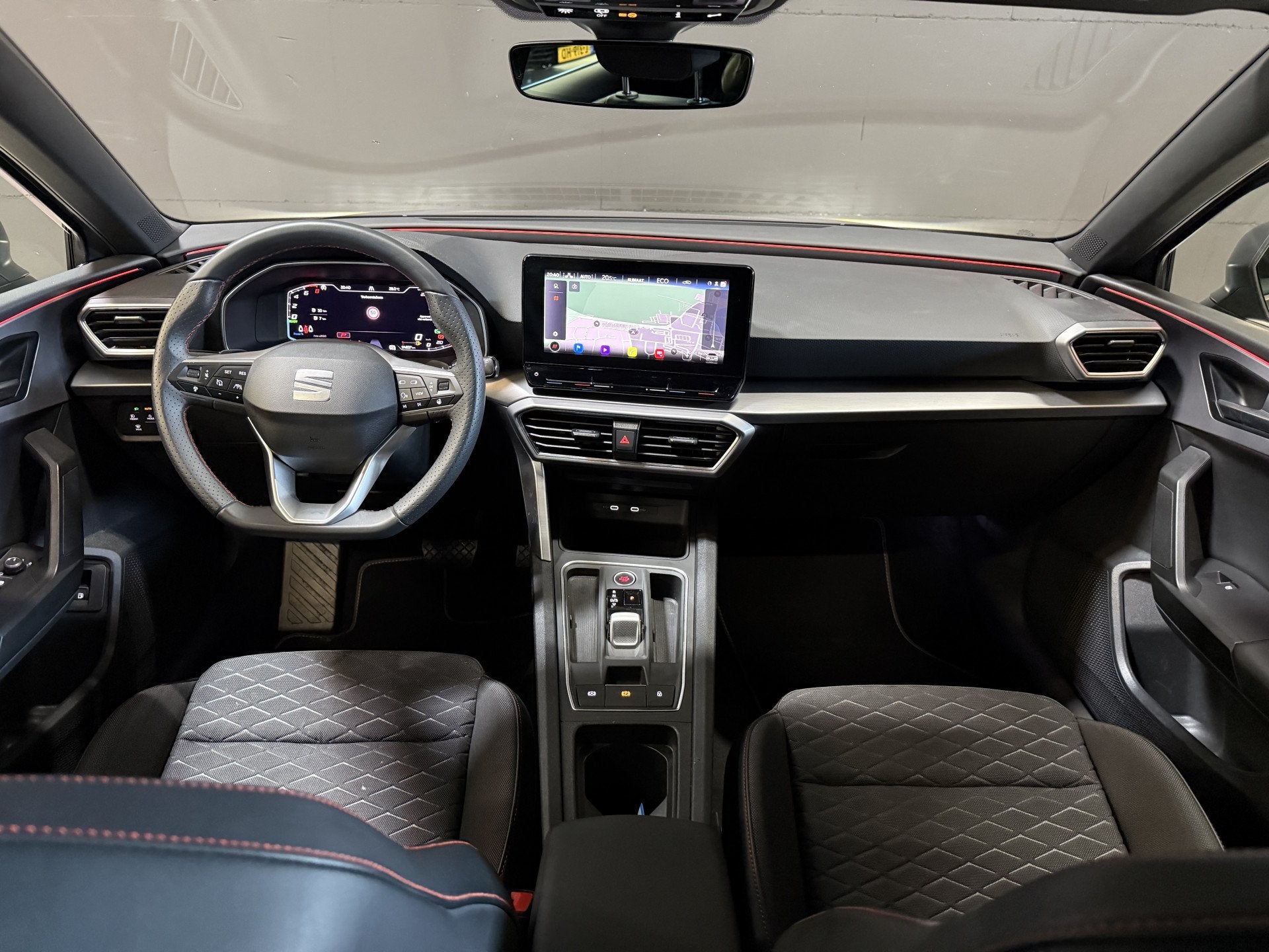 SEAT Leon 1.4 TSI eHybrid PHEV FR Business Intense | Keyless, Stof, Gebruikt, 1500 kg, Te koop