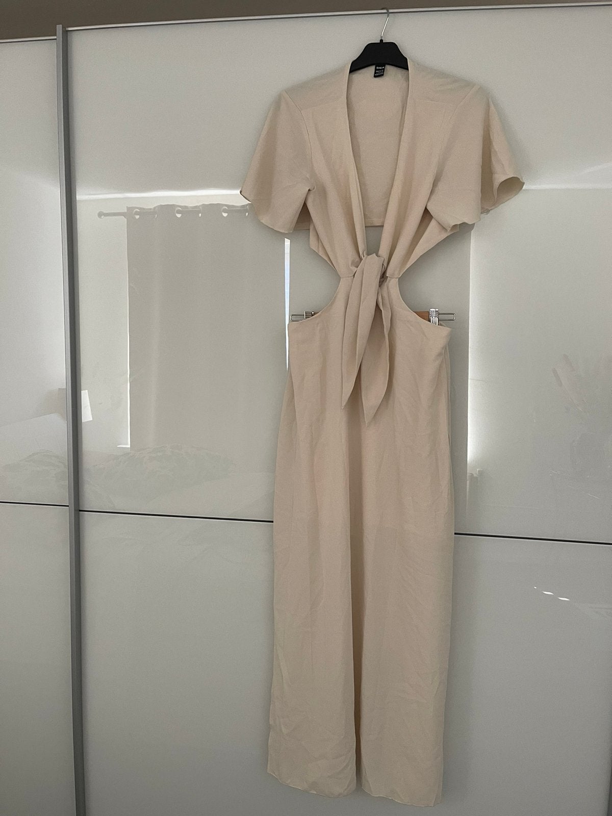 Dames jurk, Kleding | Dames, Ophalen of Verzenden, Nieuw, Maat 38/40 (M), Beige