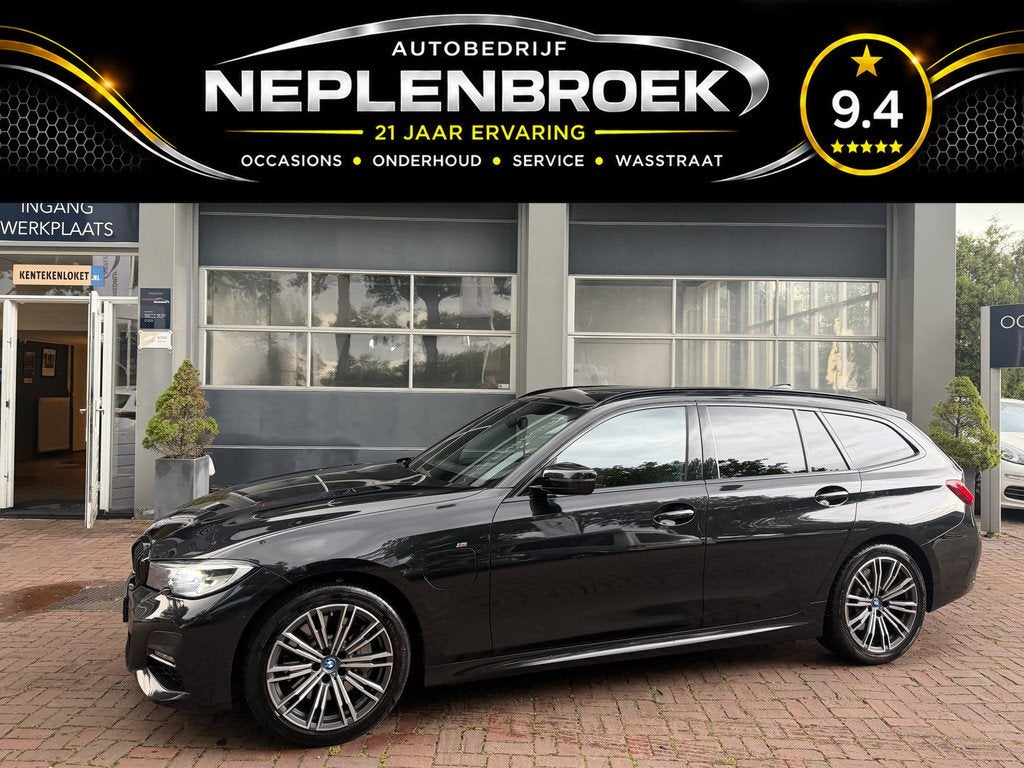 BMW 3 Serie Touring 330e Business Edition Plus Bj 2022 292PK, Auto's, Automaat, 1998 cc, Achterwielaandrijving, Gebruikt