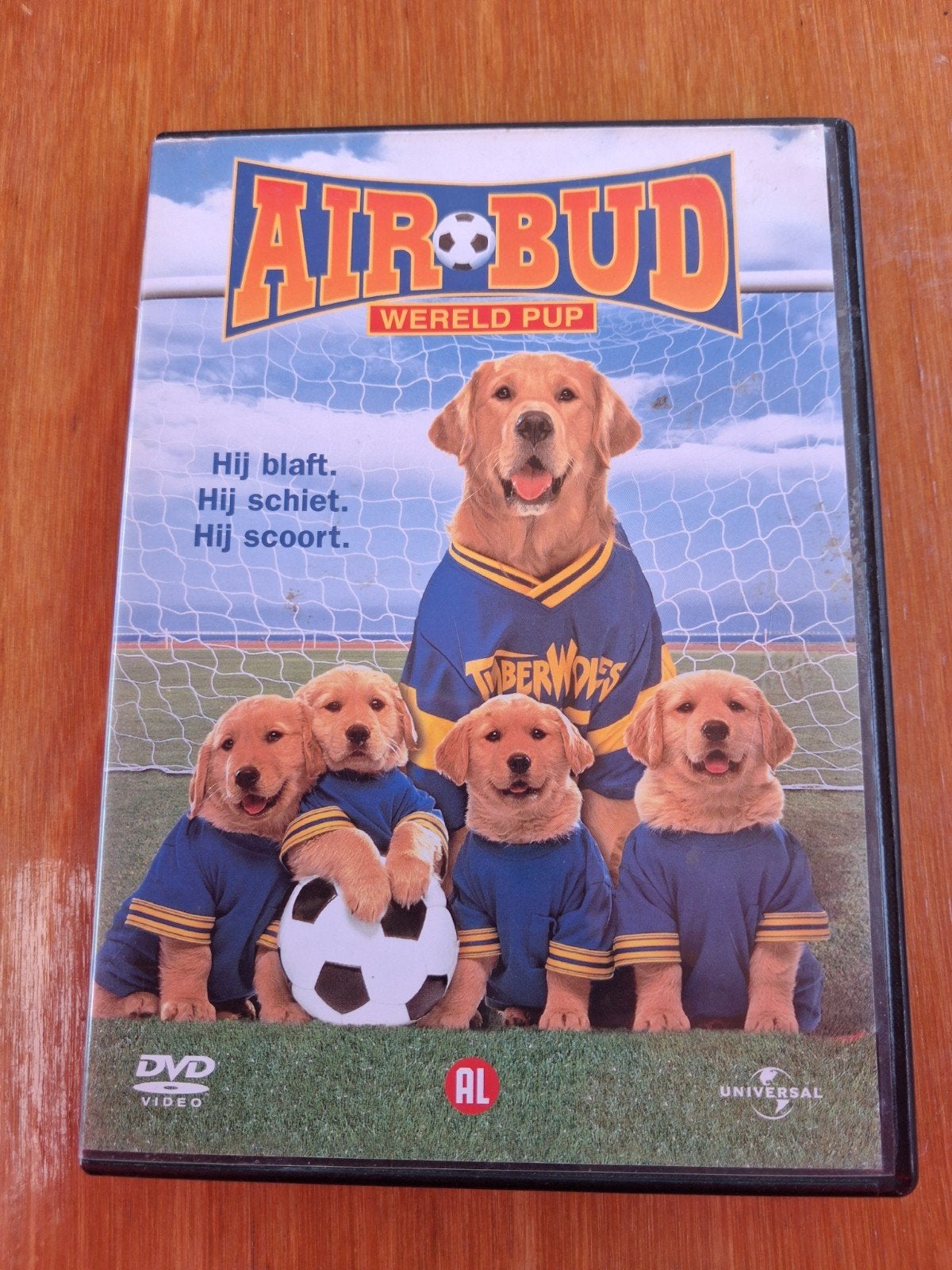 Air Bud Wereld Pup DVD - Familie voetbalfilm, Alle leeftijden, Ophalen of Verzenden, Zo goed als nieuw, Engels