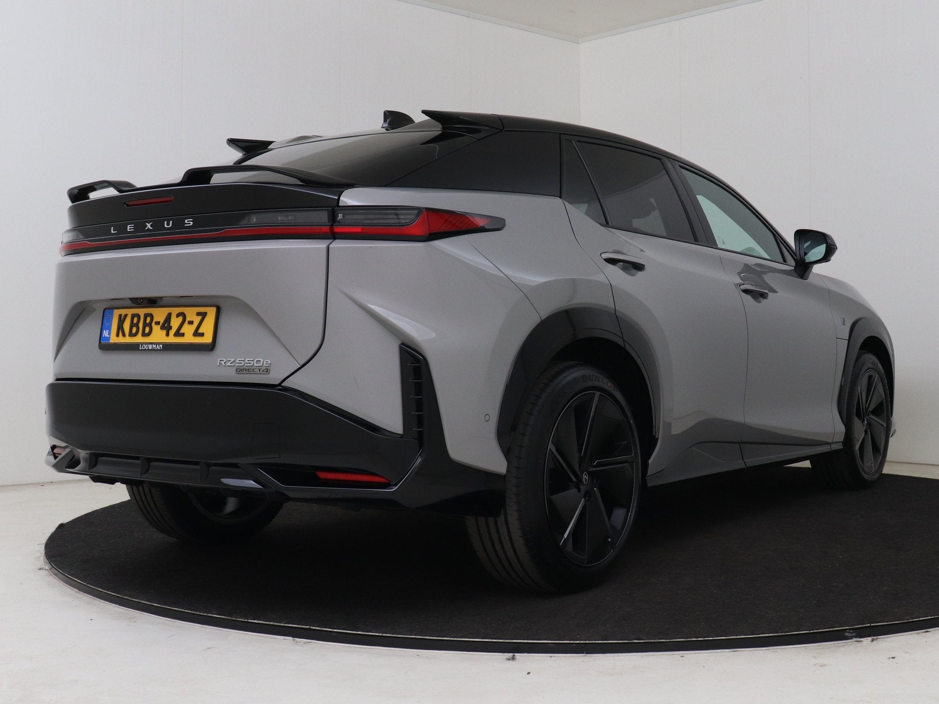 Lexus RZ 550e DIRECT 4 F SPORT 77 kWh | Mark Levinson | Pano, Auto's, Lexus, Automaat, 12 maanden, Zwart, Alcantara