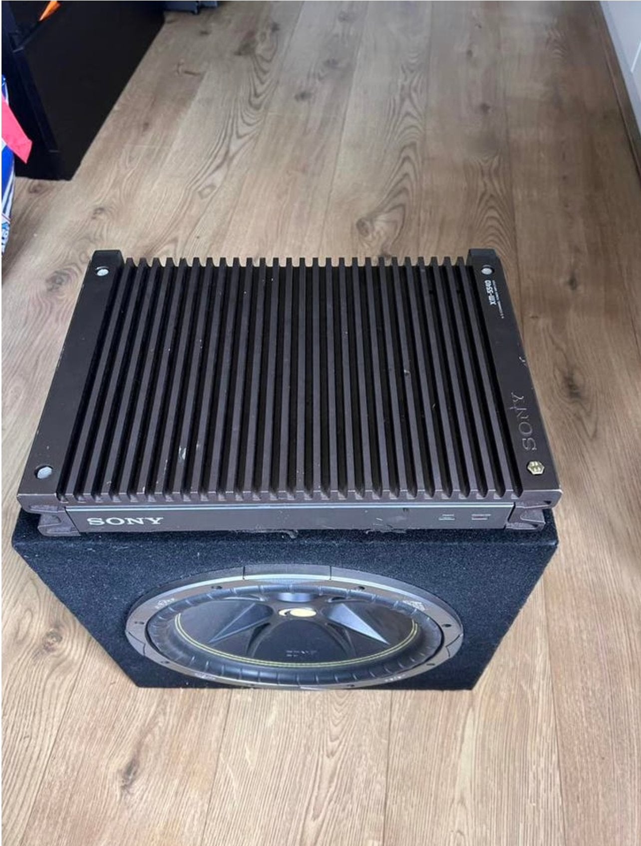 Kicker Subwoofer met Sony XM-5540 Versterker, Ophalen, Gebruikt