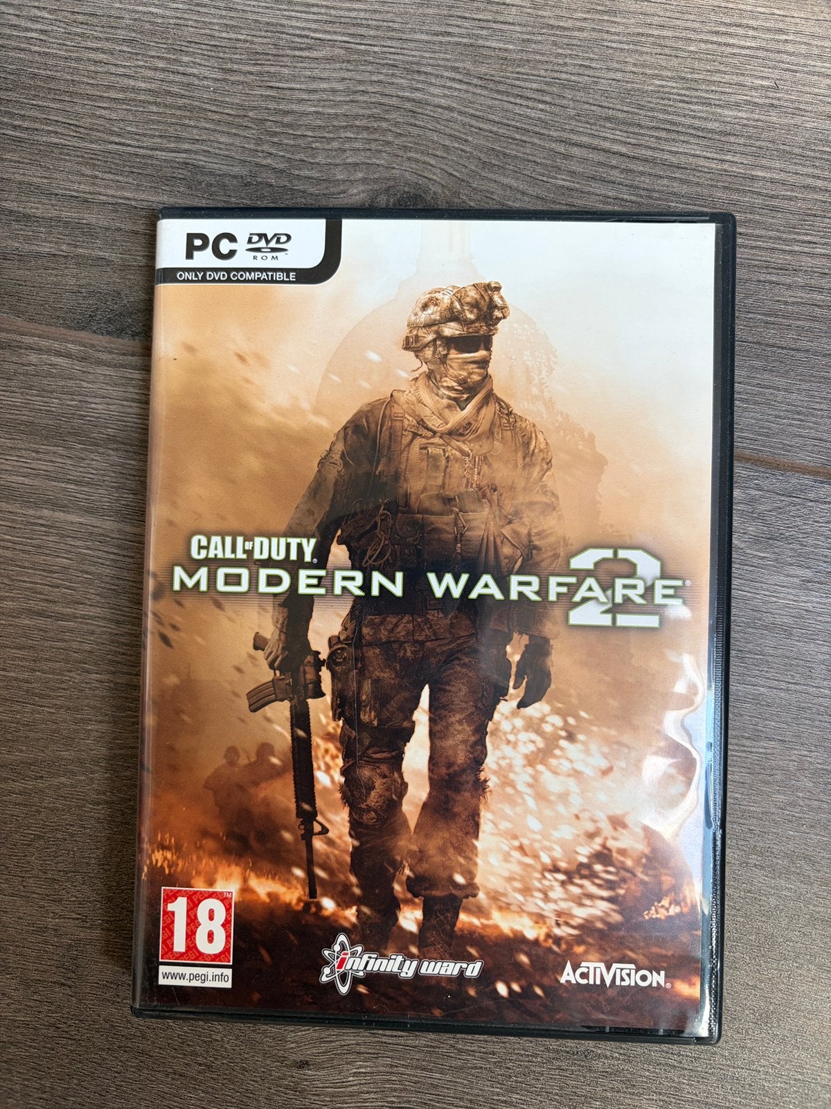Call of duty 1, MW en MW2 + age of empires, Spelcomputers en Games, Games | Pc, Ophalen, Shooter, 1 speler, Zo goed als nieuw