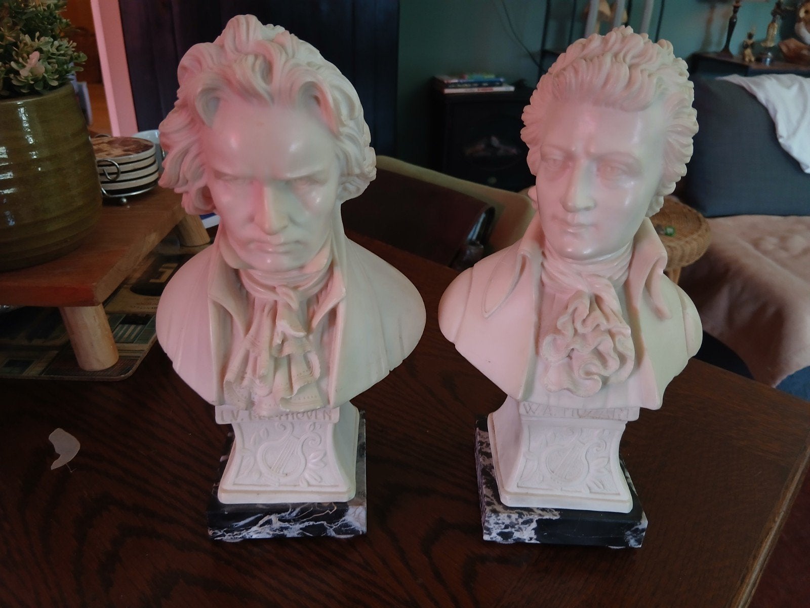 Set van 2 klassieke bustes: Beethoven en Mozart, Buste, Ophalen of Verzenden, 20 - 50 cm, Man
