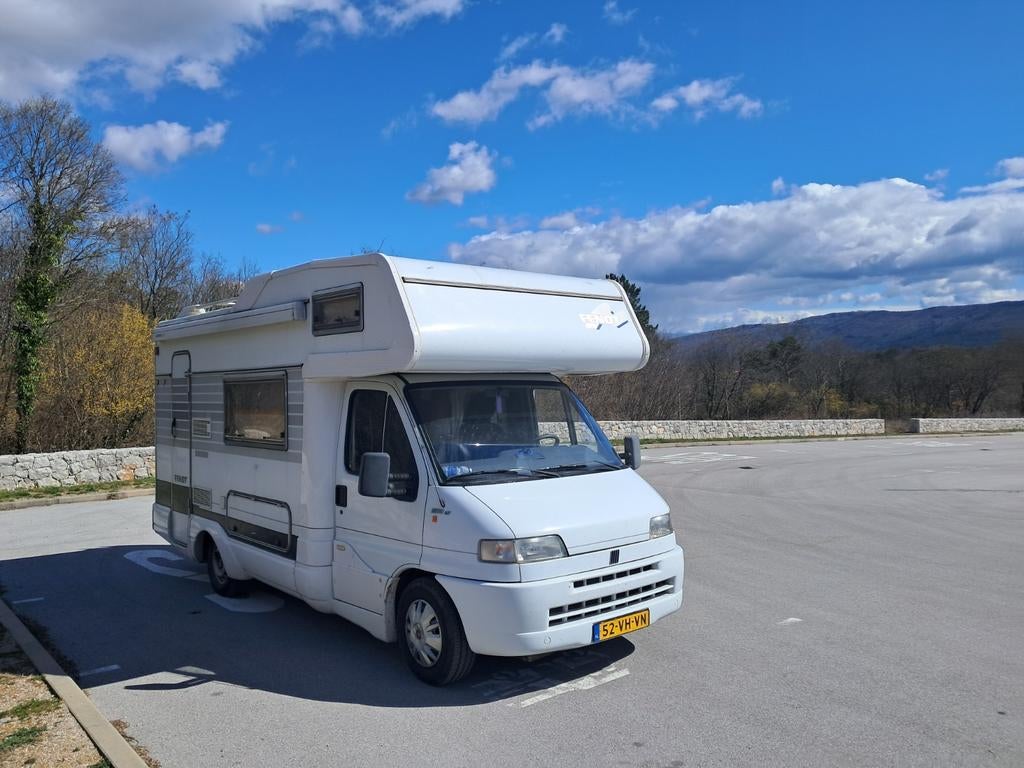 Camper fiat ducato fendt opbouw 2.5 TDI MOET WEG!, Caravans en Kamperen, Campers, Afzuigkap, Fiat, Particulier, Fiat