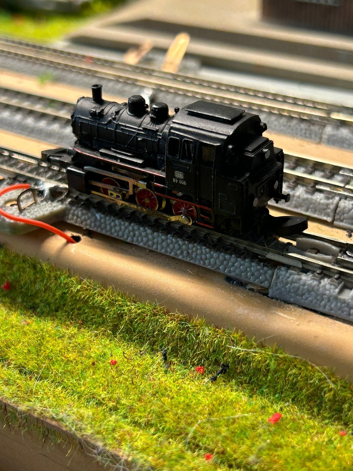 Marklin miniclub z spoor 5 lokjes zwart, groen en goud, Ophalen, Wisselstroom, Gebruikt, Locomotief