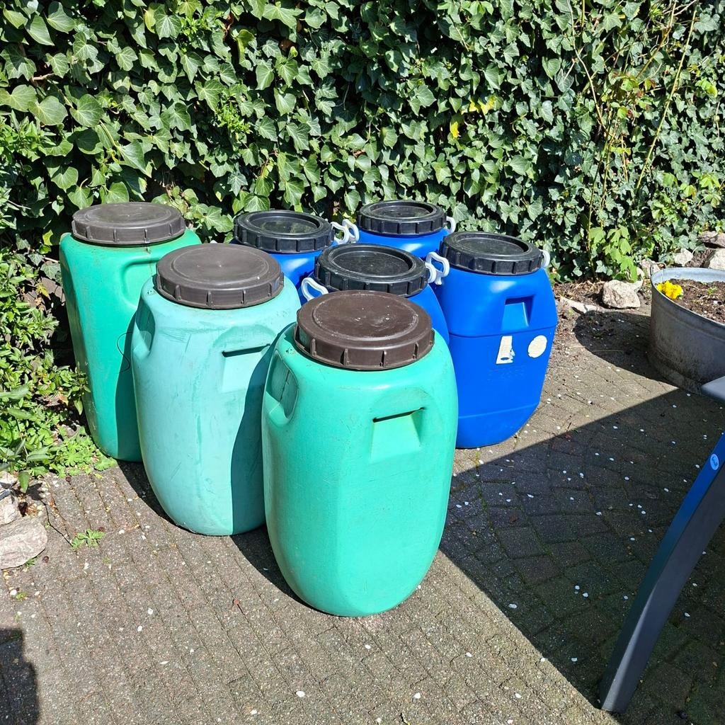 Verschillende tonnen, Ophalen