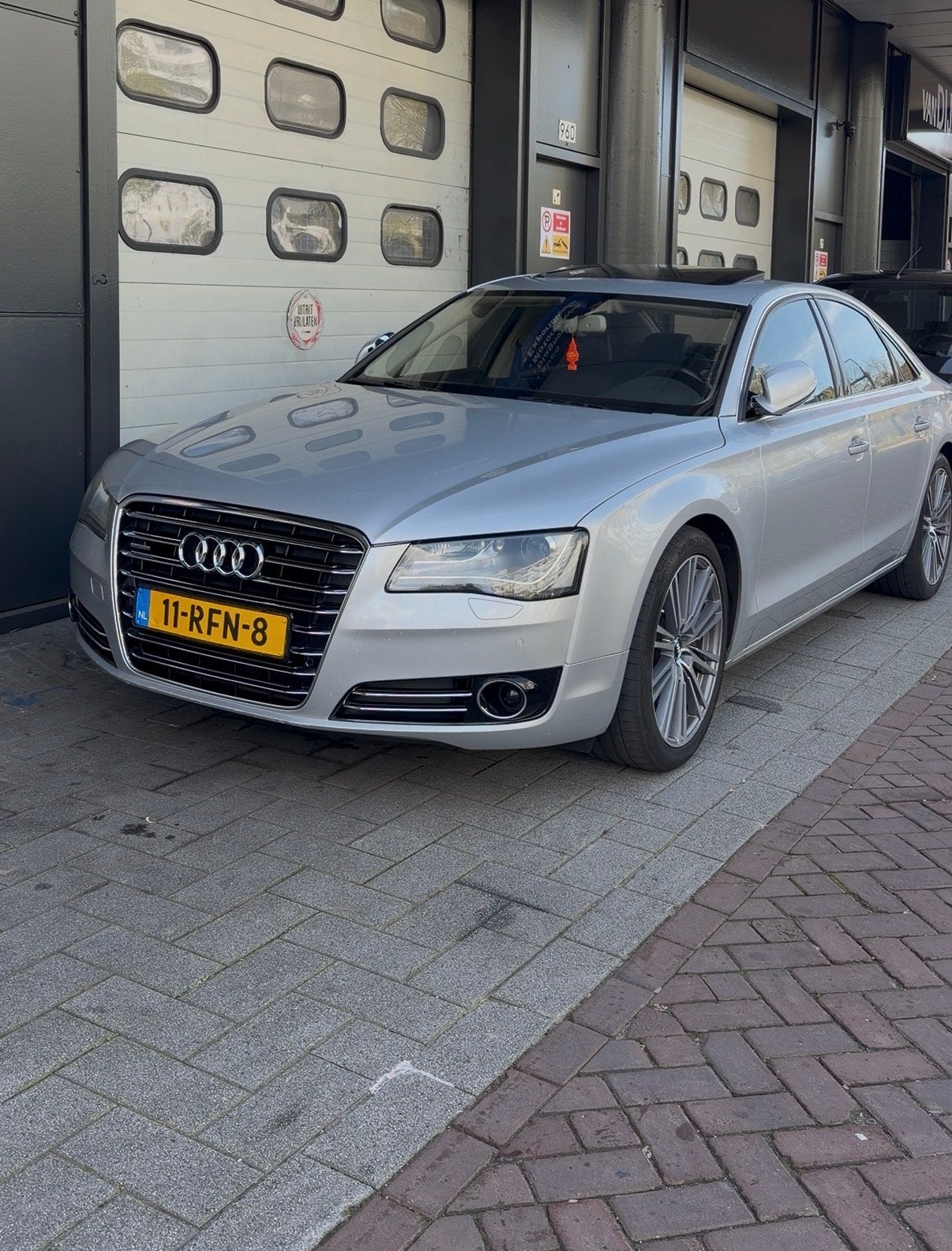 Audi A8 4.2 TDI quattro Pro Line+ | 351 PK V8 | S8 Look, 8 cilinders, 241 €/maand, Vierwielaandrijving, Particulier