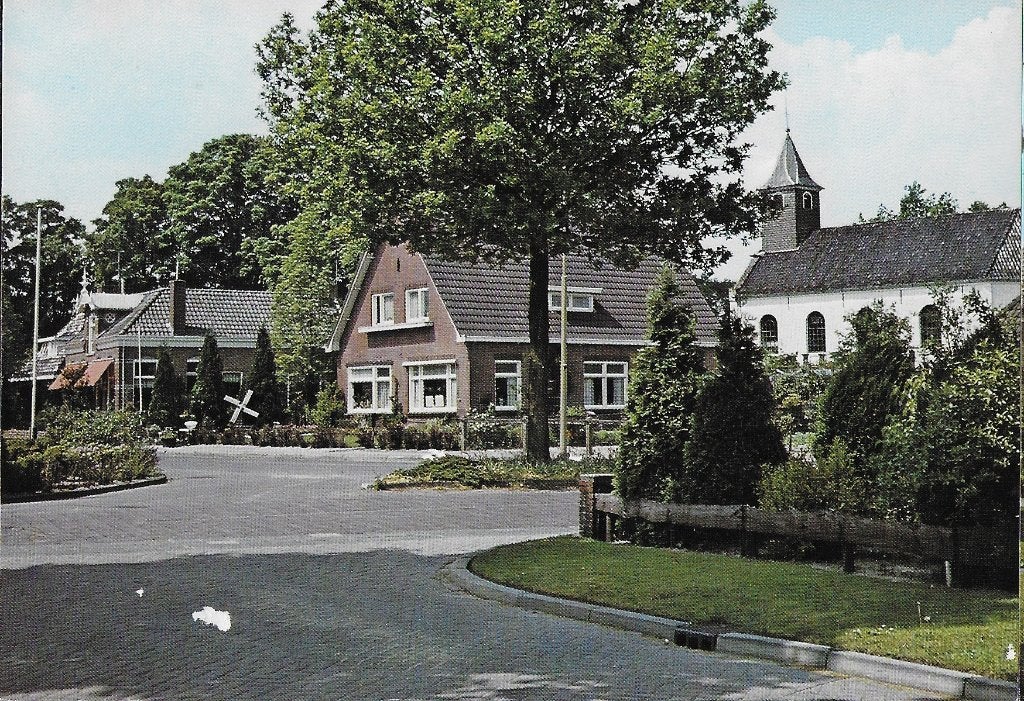 Ch970 Ongelopen ansichtkaart Gasselte markeweg - dorpsstraat, Ophalen of Verzenden, 1980 tot heden, Ongelopen