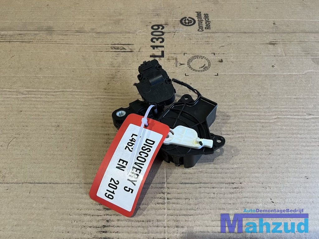 Land rover DISCOVERY 5 L462 kachelklep stelmotor 2017+, Auto-onderdelen, Overige Auto-onderdelen, Land Rover, Gebruikt, Ophalen of Verzenden
