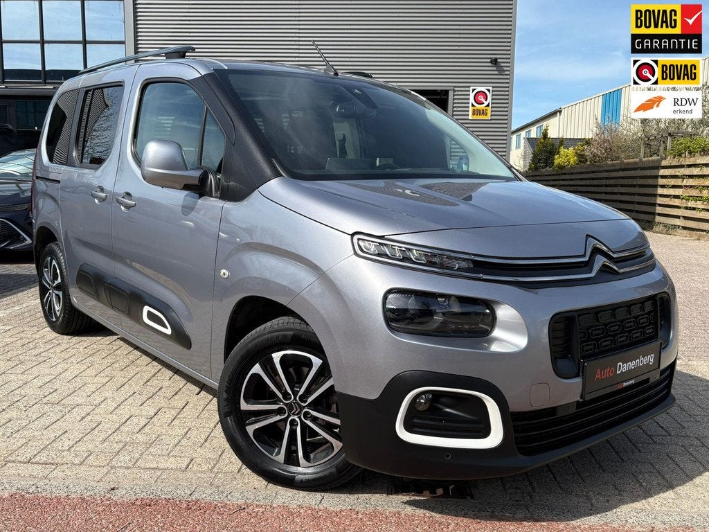 Citroen Berlingo 1.2 PureTech Shine PANO CAMERA STOELVERWARM, Auto's, Citroën, Voorwielaandrijving, Stof, Zwart, Origineel Nederlands