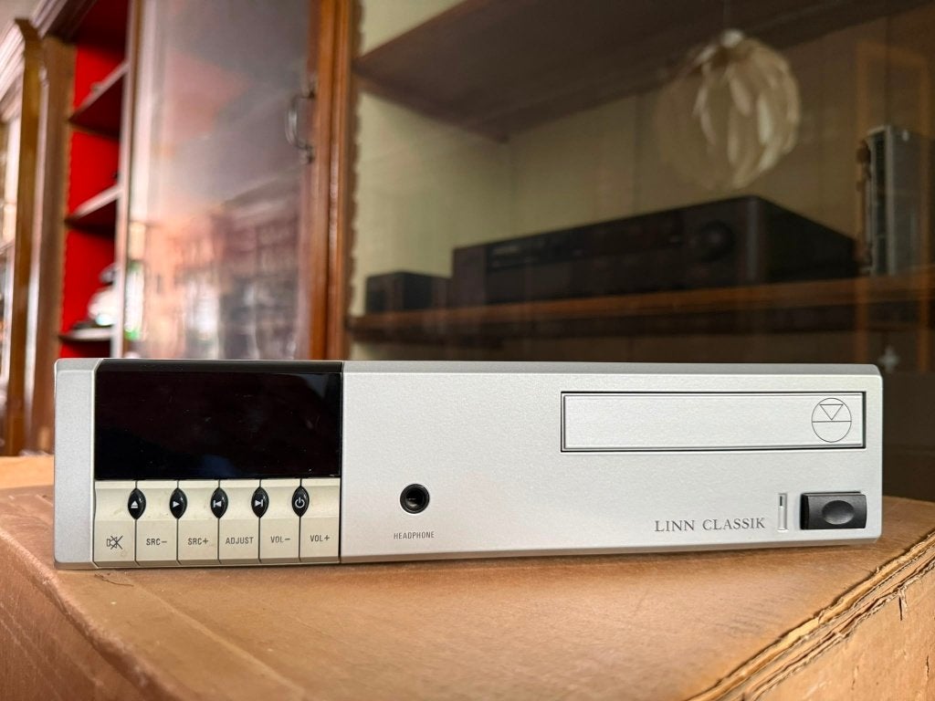 Linn Classik all-in-one met CD, pre-out + remote - als nieuw, Overige merken, Ophalen of Verzenden, Zo goed als nieuw, 60 tot 120 watt