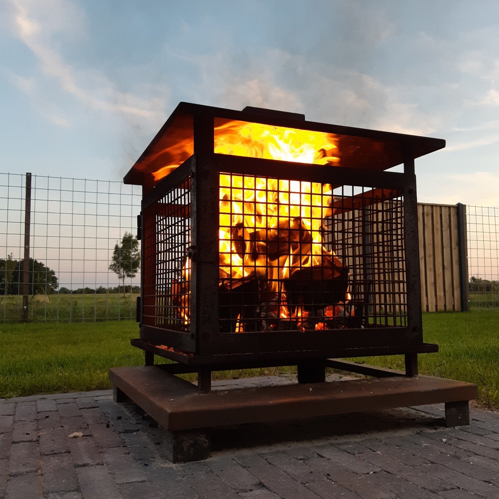 Vierkante tuinhaard, Tuin en Terras, Tuinhaarden, Ophalen, Gebruikt