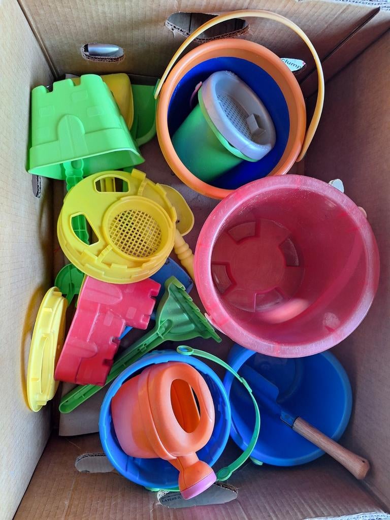 Zandbak en/of strand spullen voor kids, Ophalen