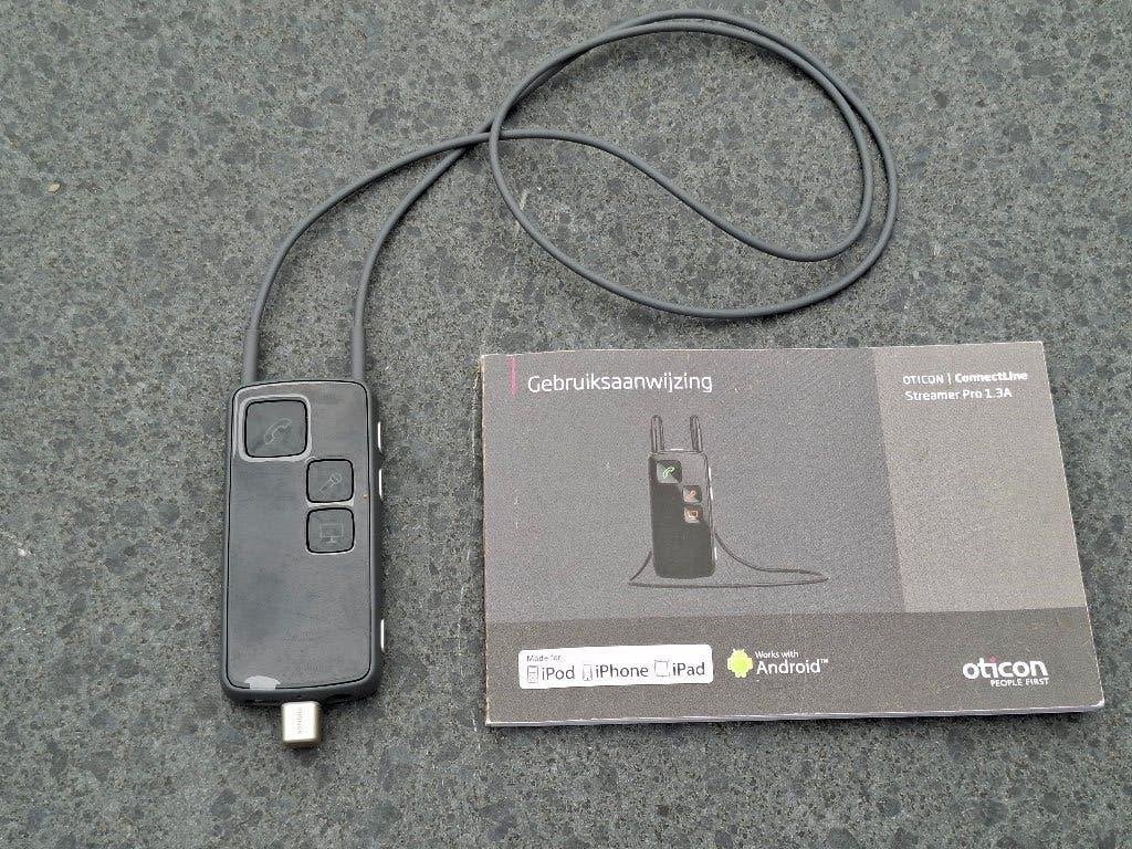 OTICON  CONNECTLINE STREAMER PRO 1.3, Ophalen of Verzenden, Zo goed als nieuw