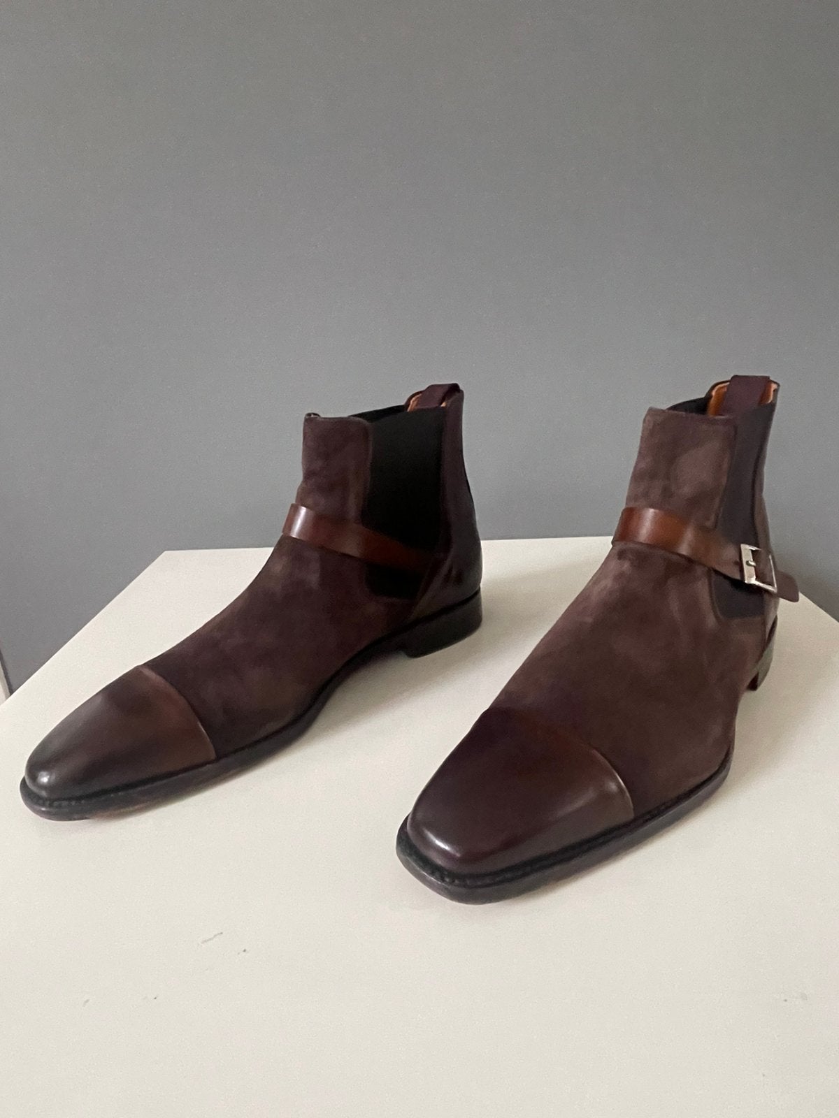 CORDWAINER  bruine enkel laarsjes  maat 42, Kleding | Heren, Bruin, Boots, Ophalen of Verzenden, Zo goed als nieuw