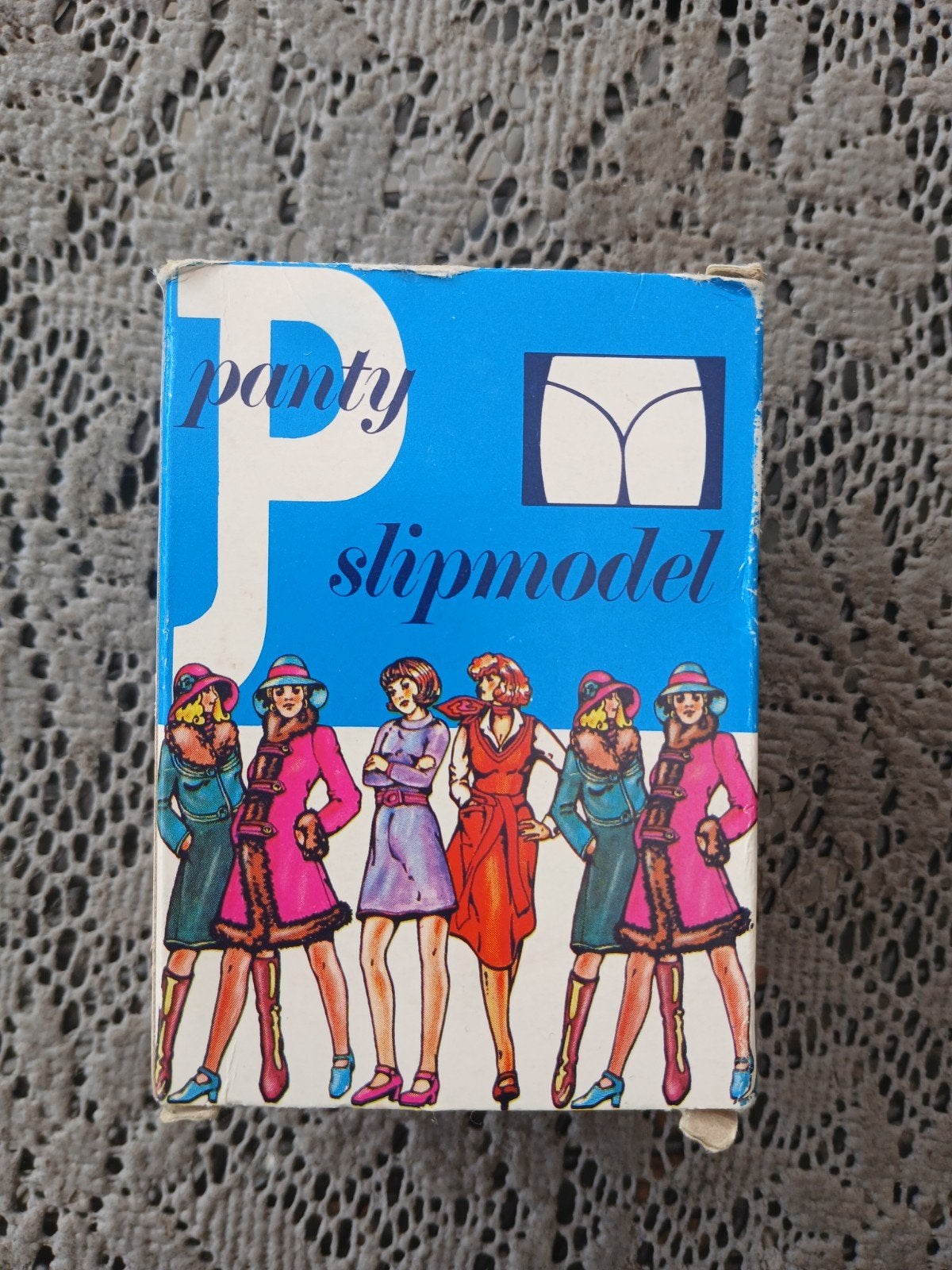 Vintage Panty P. Slipmodel - Maat 42-44 - Poudre, Kleding | Dames, Leggings, Maillots en Panty's, Overige kleuren, Nieuw, Ophalen of Verzenden