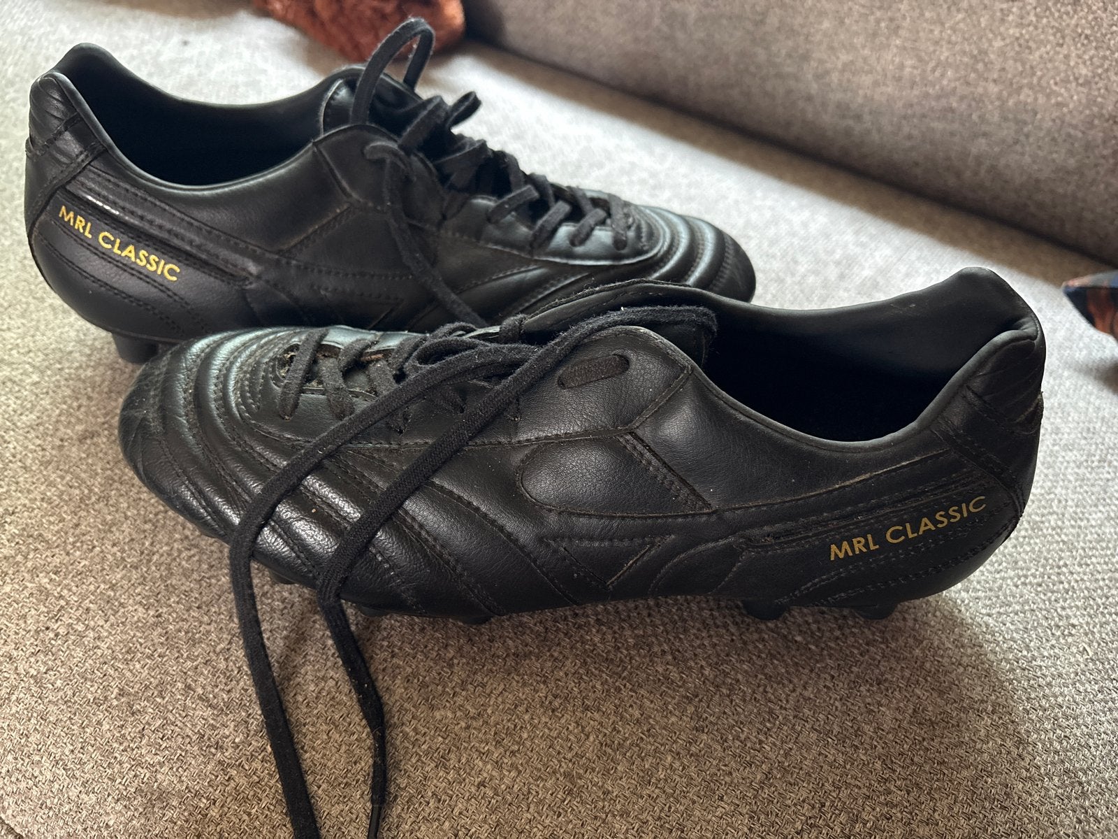 MRL Classic Voetbalschoenen - Maat 42.5, Ophalen, Gebruikt, Schoenen