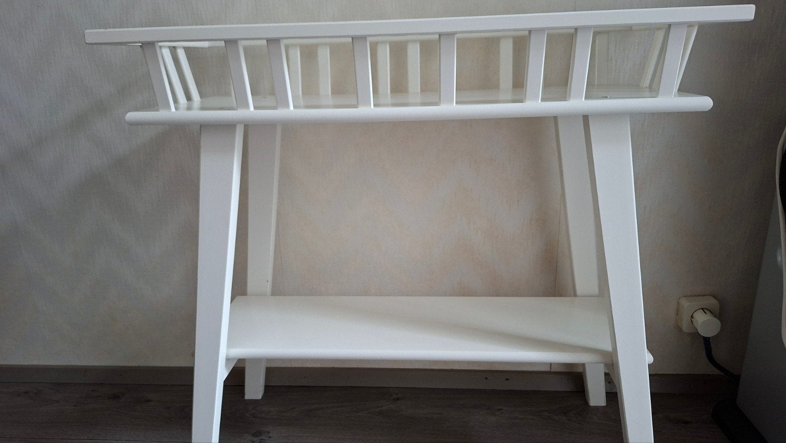 leuke bijzettafel van Ikea., Minder dan 55 cm, Gebruikt, Rond, Ophalen
