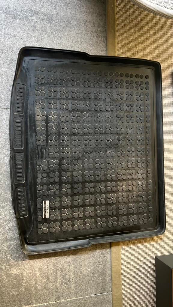 BMW X1 allweather (rubbere) kofferbak mat, Ophalen of Verzenden, Zo goed als nieuw