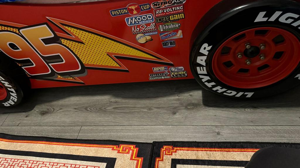 Cars Bliksem McQueen Kinderbed, Kinderen en Baby's, Kinderkamer | Bedden, Gebruikt, 70 tot 85 cm, Ophalen of Verzenden, Lattenbodem
