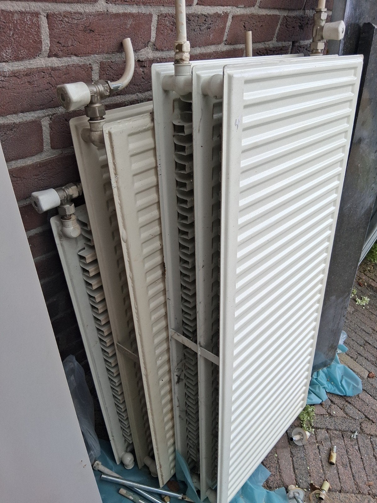 Gebruikte radiatoren (3 stuks), Ophalen, Gebruikt, Radiator, 60 tot 150 cm