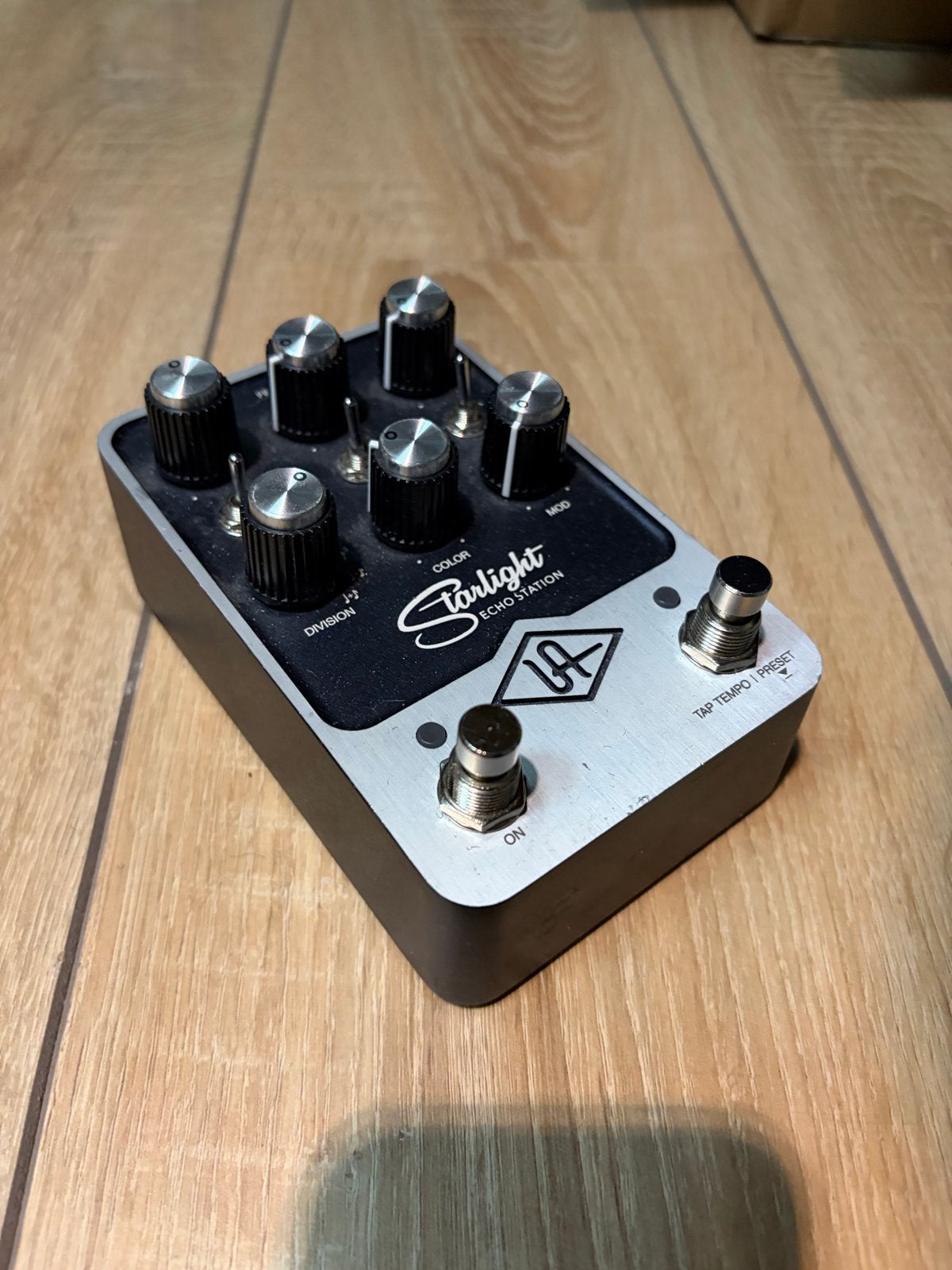 Universal Audio Starlight Echo Station Delay Pedaal, Ophalen of Verzenden, Zo goed als nieuw, Delay of Echo