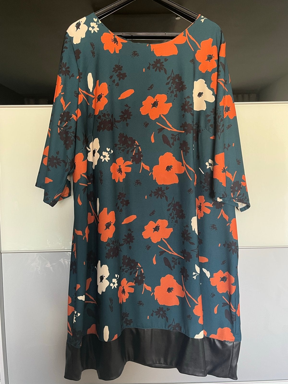 Mooie Paprika jurk met bloemenprint, maat 48/50, Kleding | Dames, Jurken, Meerkleurig, Maat 46/48 (XL) of groter, Ophalen of Verzenden