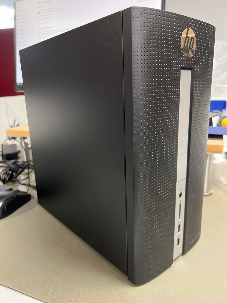 HP Pavilion Desktop PC - Zo goed als nieuw, 2 tot 3 Ghz, 8 GB, Ophalen of Verzenden, Zo goed als nieuw