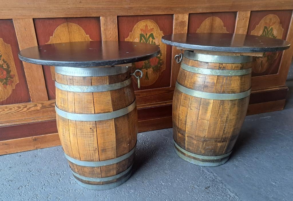 2 zeer mooie wijnvat bar tafels 67 cm hoog en 60 cm doorsnee, Ophalen