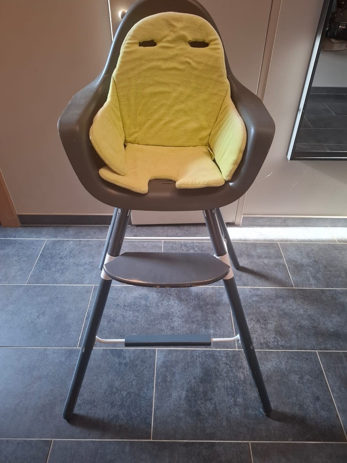 Childhome evolu 2 kinderstoel compleet, Kinderen en Baby's, Kinderstoelen, Ophalen of Verzenden, Gebruikt, Meegroeistoel, Gordel(s)