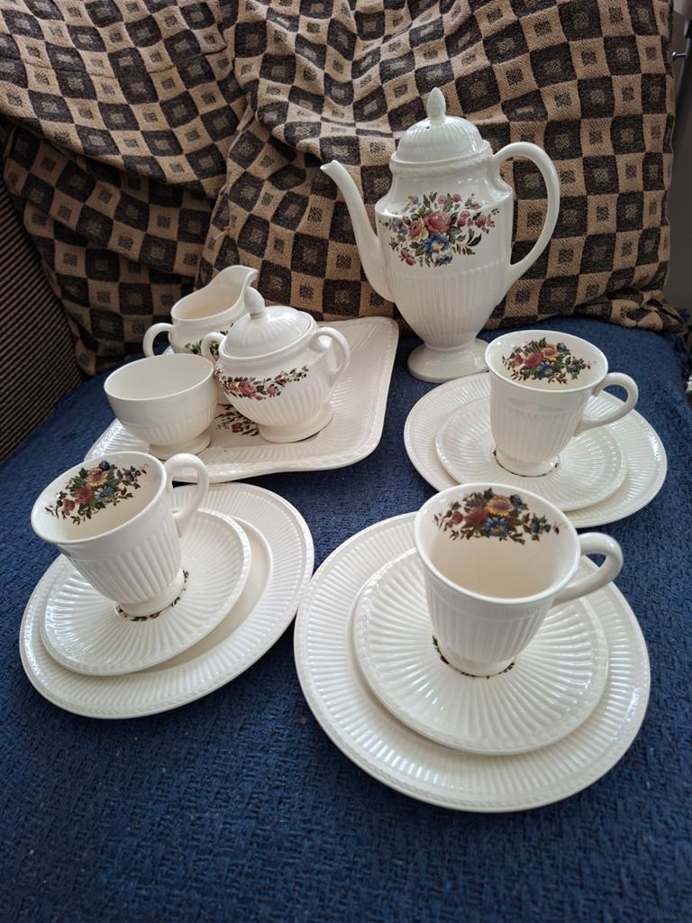Wedgwood Etruria Servies, Huis en Inrichting, Keuken | Servies, Gebruikt, Compleet servies, Wedgwood, Aardewerk, Ophalen of Verzenden