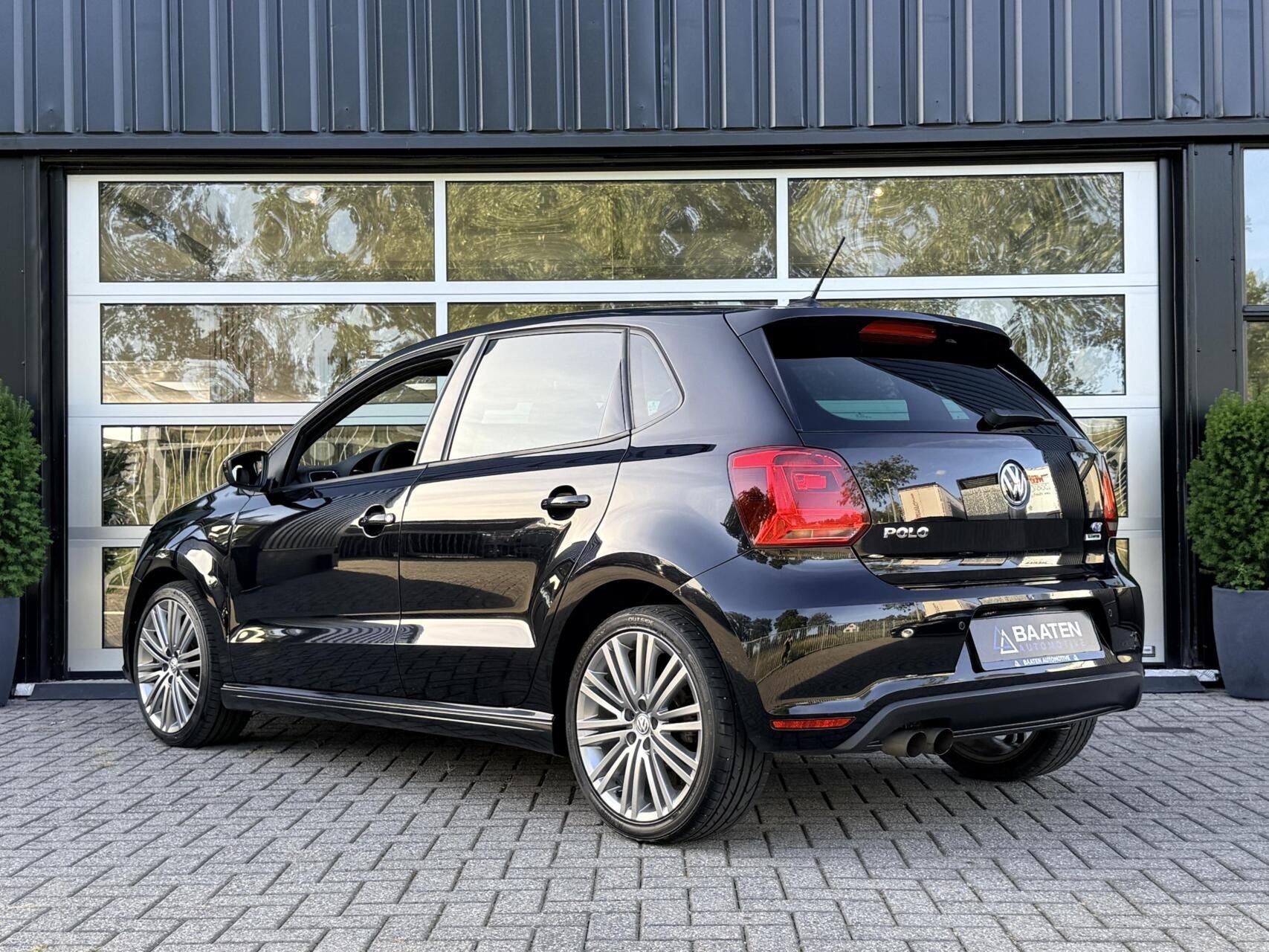 Volkswagen Polo 1.4 TSI BlueGT |LED|Adap Cruise|DAB|Navi|Cli, Voorwielaandrijving, 4 cilinders, 150 pk, Zwart