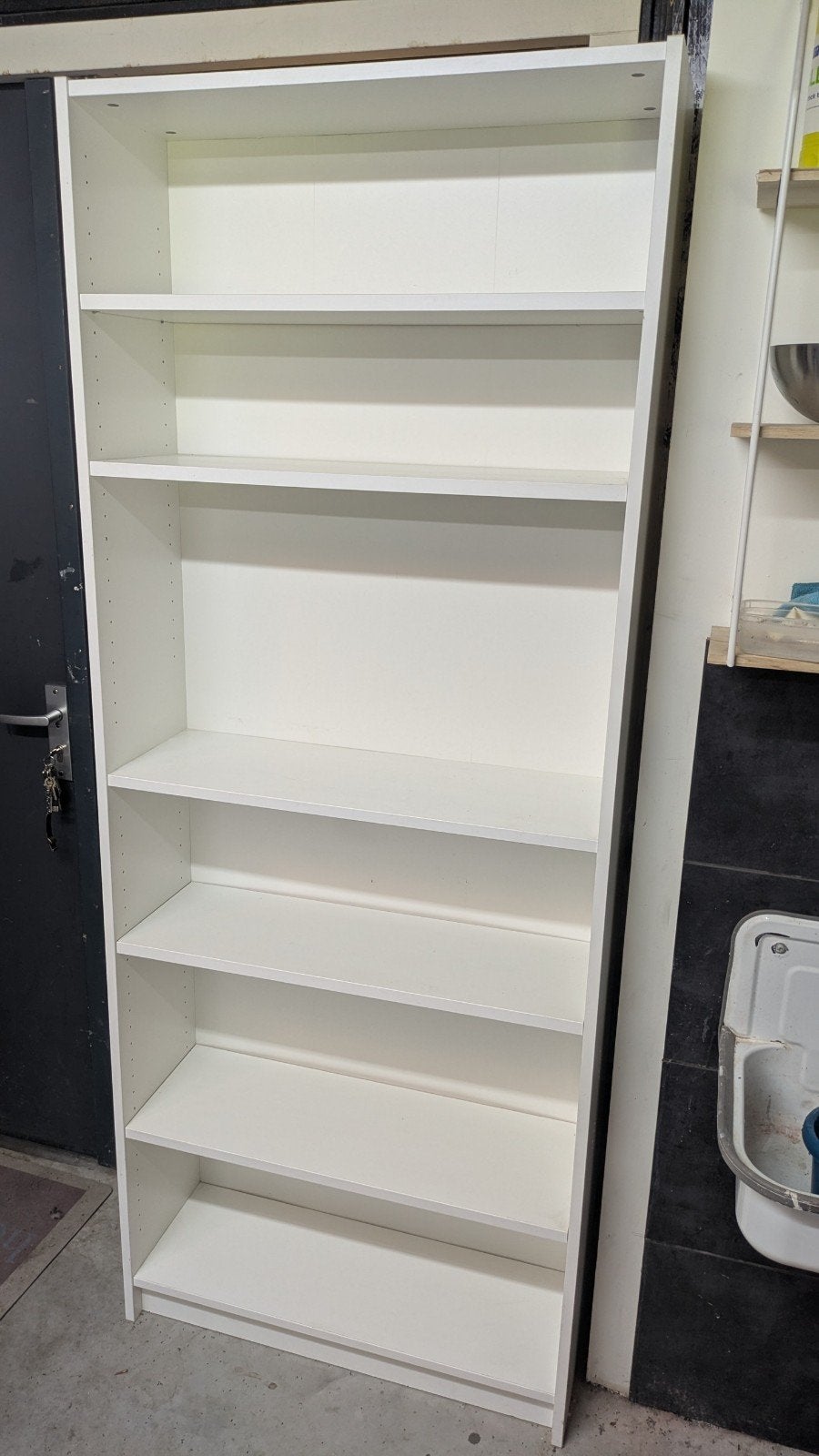 Witte kast 202x80x28, Ophalen, Met plank(en), Gebruikt, 200 cm of meer