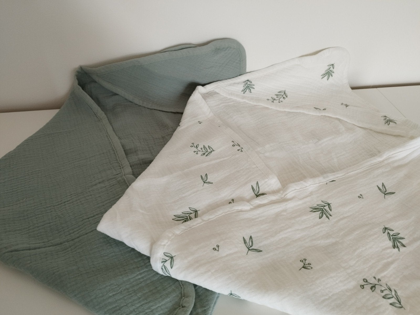 baby badcape set hydrofiel groen wit, Ophalen of Verzenden, Nieuw, Overige typen