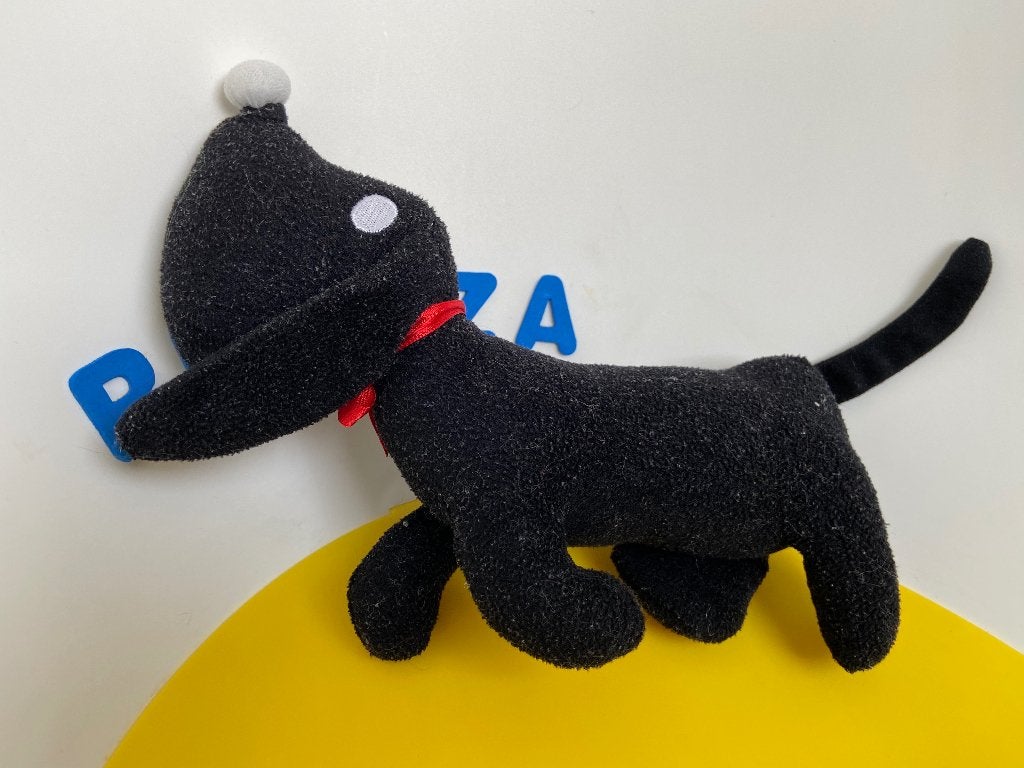 K3391 hema hond Takkie met strikje 22 cm, Ophalen of Verzenden, Zo goed als nieuw, Hond